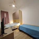 شقة Xenia أفولا
