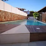 Xenia شقة أفولا