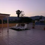 Xenia شقة أفولا